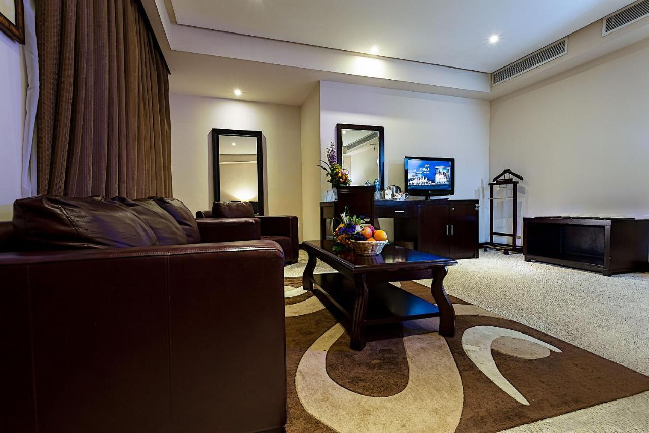 Monroe Hotel & Suites Manama Luaran gambar