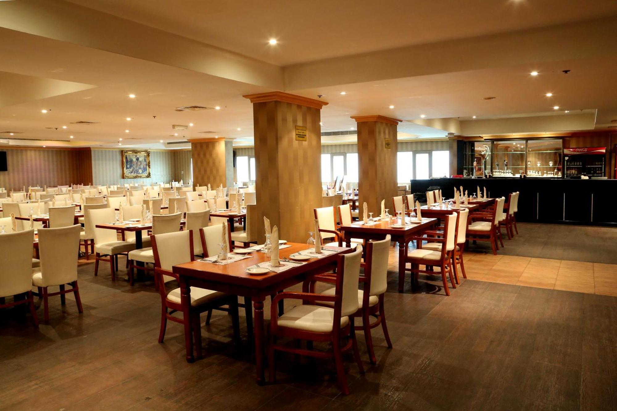 Monroe Hotel & Suites Manama Luaran gambar