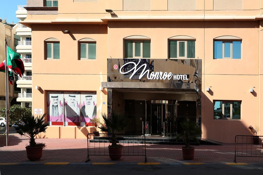 Monroe Hotel & Suites Manama Luaran gambar