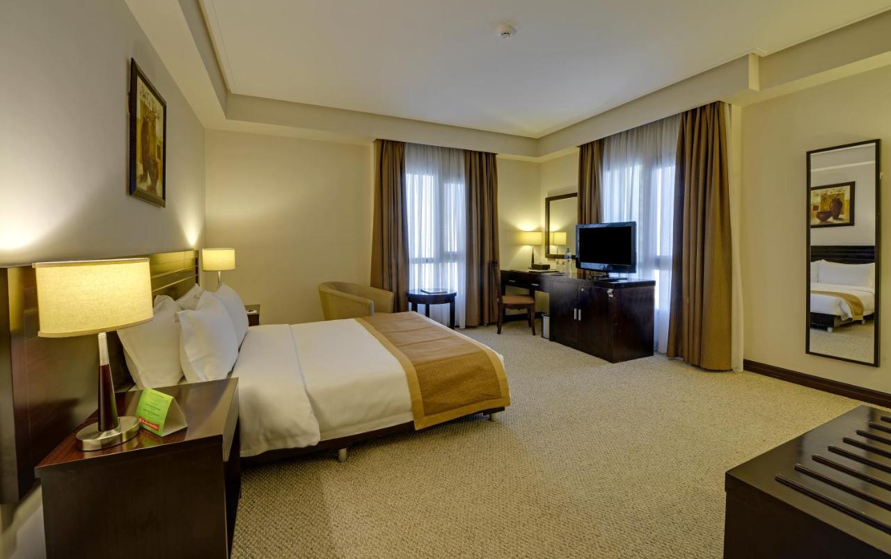 Monroe Hotel & Suites Manama Luaran gambar
